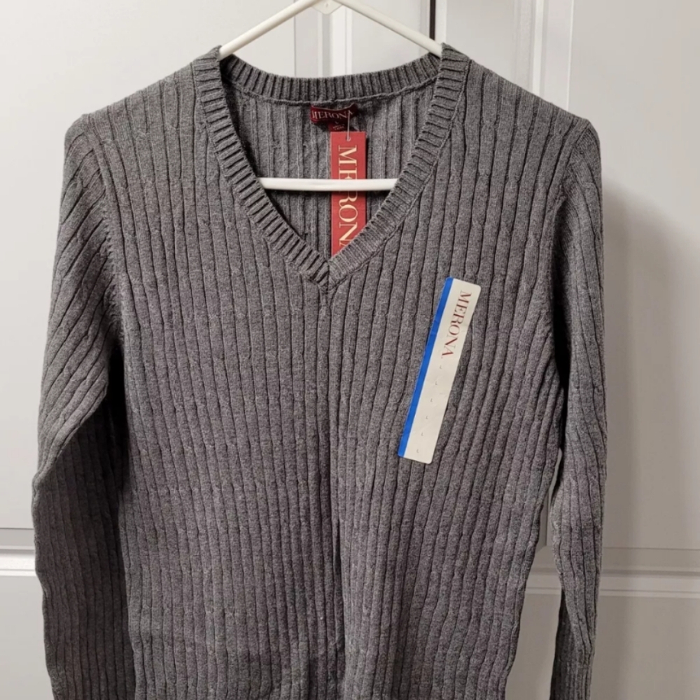 Merona Sweater Women's Size: Large Pullover V-Neck